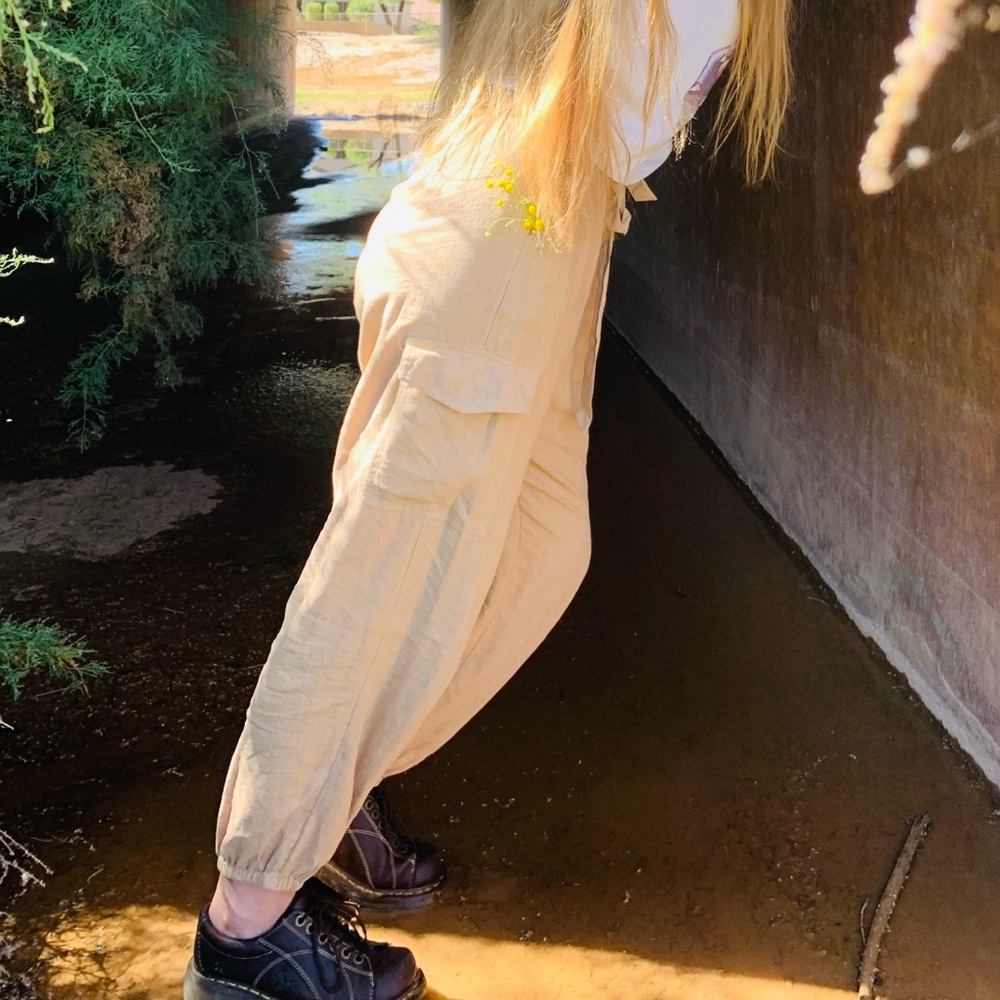 Aerie Women's Tan Cargo Pants